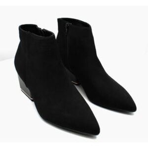 Women’s Alfani Black Armena Pointed Toe Stacked Heel Zip-Up Size 9.5 US!